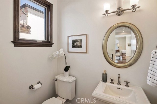 424 Marine Avenue, Manhattan Beach CA: https://media.crmls.org/medias/ed06e75d-6f20-4a97-a0ab-48356b9302a7.jpg