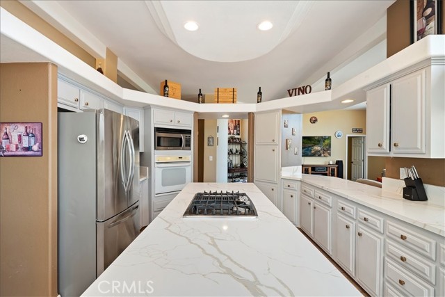 Detail Gallery Image 29 of 53 For 39565 Spanish Oaks Dr, Temecula,  CA 92592 - 4 Beds | 2/1 Baths