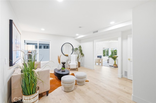 Detail Gallery Image 30 of 58 For 22706 Wood Lake Ln, Lake Forest,  CA 92630 - 3 Beds | 3 Baths