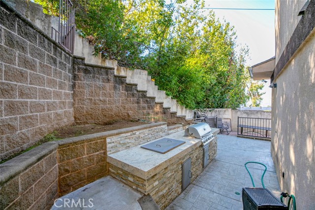 Detail Gallery Image 34 of 51 For 1301 Corona Dr, Glendale,  CA 91205 - 3 Beds | 5 Baths