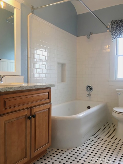 Detail Gallery Image 11 of 11 For 24 W Olive Ave, Redlands,  CA 92373 - 1 Beds | 1 Baths