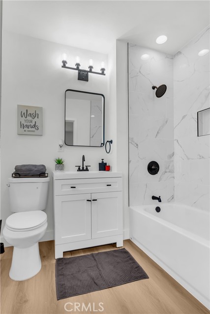 Detail Gallery Image 30 of 46 For 15030 Marcolesco, Lake Elsinore,  CA 92530 - 3 Beds | 3 Baths