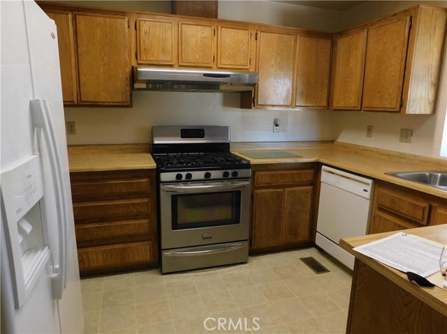 Detail Gallery Image 7 of 23 For 14323 Winchester, Mojave,  CA 93501 - 3 Beds | 2 Baths