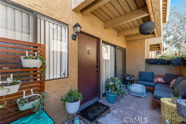 Detail Gallery Image 2 of 23 For 18758 Mandan St #1609,  Canyon Country,  CA 91351 - 3 Beds | 2 Baths