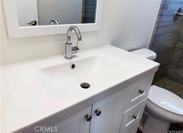 Detail Gallery Image 11 of 20 For 17217 Kittridge, Lake Balboa,  CA 91406 - 3 Beds | 2 Baths