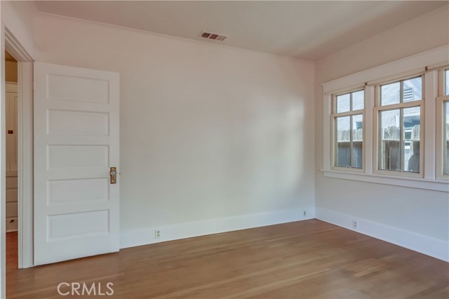 Detail Gallery Image 30 of 46 For 948 Cedar Ave, Long Beach,  CA 90813 - 2 Beds | 1 Baths