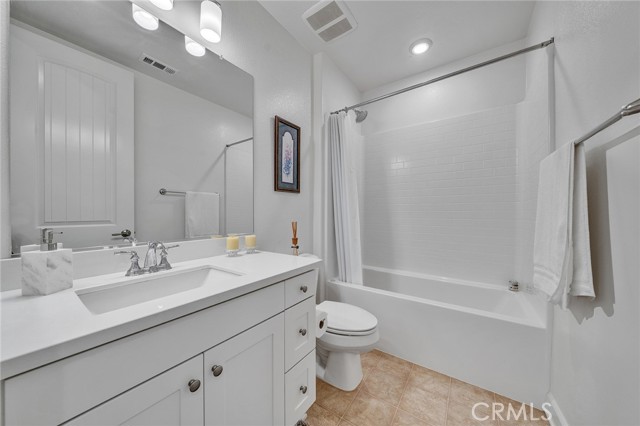 Detail Gallery Image 22 of 44 For 110 Charing Ct, Pomona,  CA 91766 - 4 Beds | 4 Baths