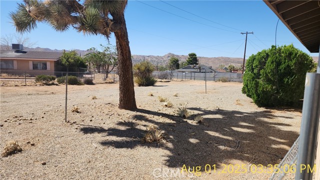 7314 Palomar Avenue, Yucca Valley CA: https://media.crmls.org/medias/ed0d2e8a-a164-4cb8-bd09-f20356cbe5ec.jpg