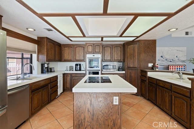 Detail Gallery Image 14 of 33 For 27929 Forest Ct, Helendale,  CA 92342 - 3 Beds | 2 Baths