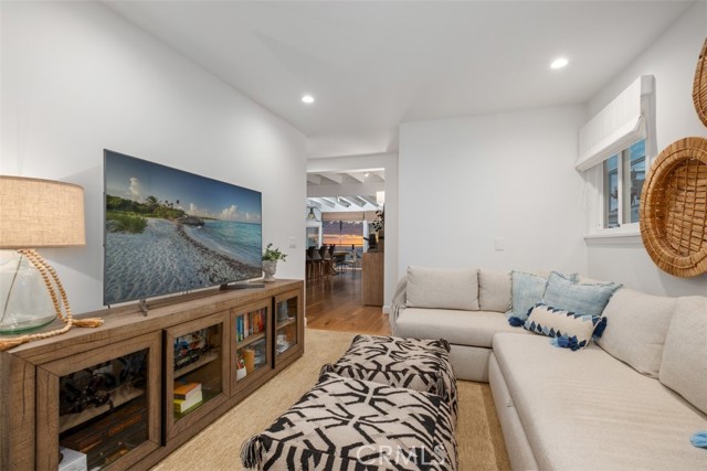 Detail Gallery Image 23 of 49 For 31962 Sunset, Laguna Beach,  CA 92651 - 3 Beds | 1/1 Baths