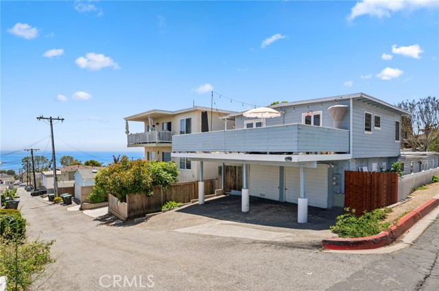 Detail Gallery Image 1 of 31 For 295 Wave St, Laguna Beach,  CA 92651 - 3 Beds | 3 Baths