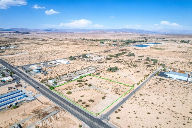 Detail Gallery Image 7 of 22 For 4973 Adobe Rd, Twentynine Palms,  CA 92277 - – Beds | – Baths