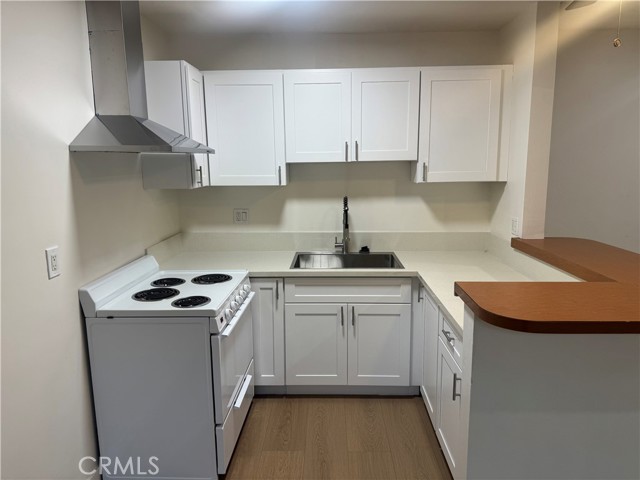 Detail Gallery Image 2 of 12 For 1041 Bennett, Long Beach,  CA 90804 - 2 Beds | 1 Baths