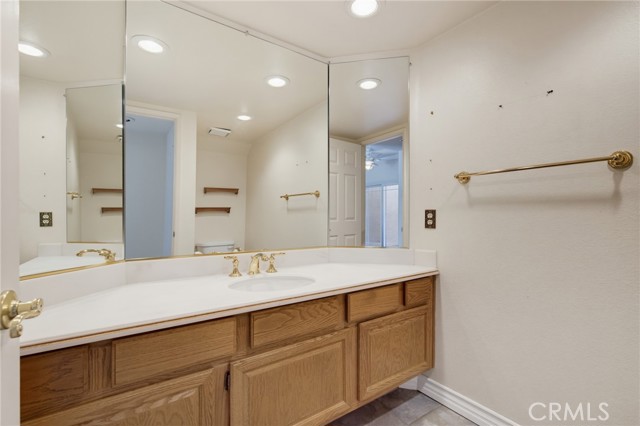 334 Country Club, C photo 17