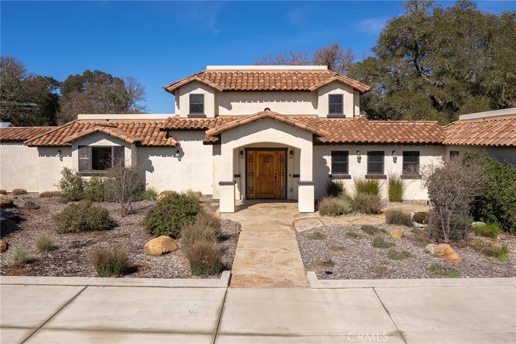 10270 Santa Ana Road, Atascadero, CA 93422