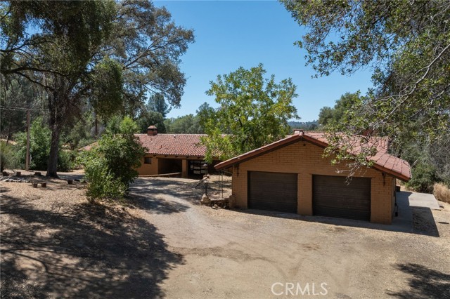 Detail Gallery Image 1 of 65 For 3981 Snow Creek Rd, Mariposa,  CA 95338 - 3 Beds | 2 Baths