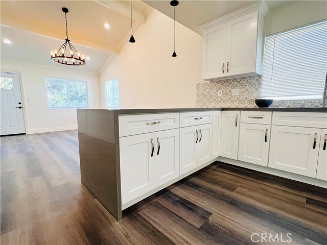 9010 Wilbur, Northridge CA: https://media.crmls.org/medias/ed11d666-b735-424e-a6a1-0db3ccc7fd4a.jpg