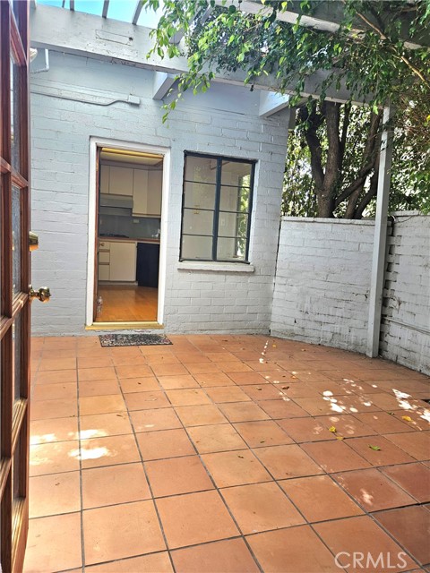 Detail Gallery Image 27 of 40 For 12217 Dorothy St, Los Angeles,  CA 90049 - 4 Beds | 2 Baths