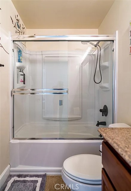 7101 Fallbrook Avenue, West Hills CA: https://media.crmls.org/medias/ed126ffe-db35-43d6-903b-0bc3a745e6fd.jpg