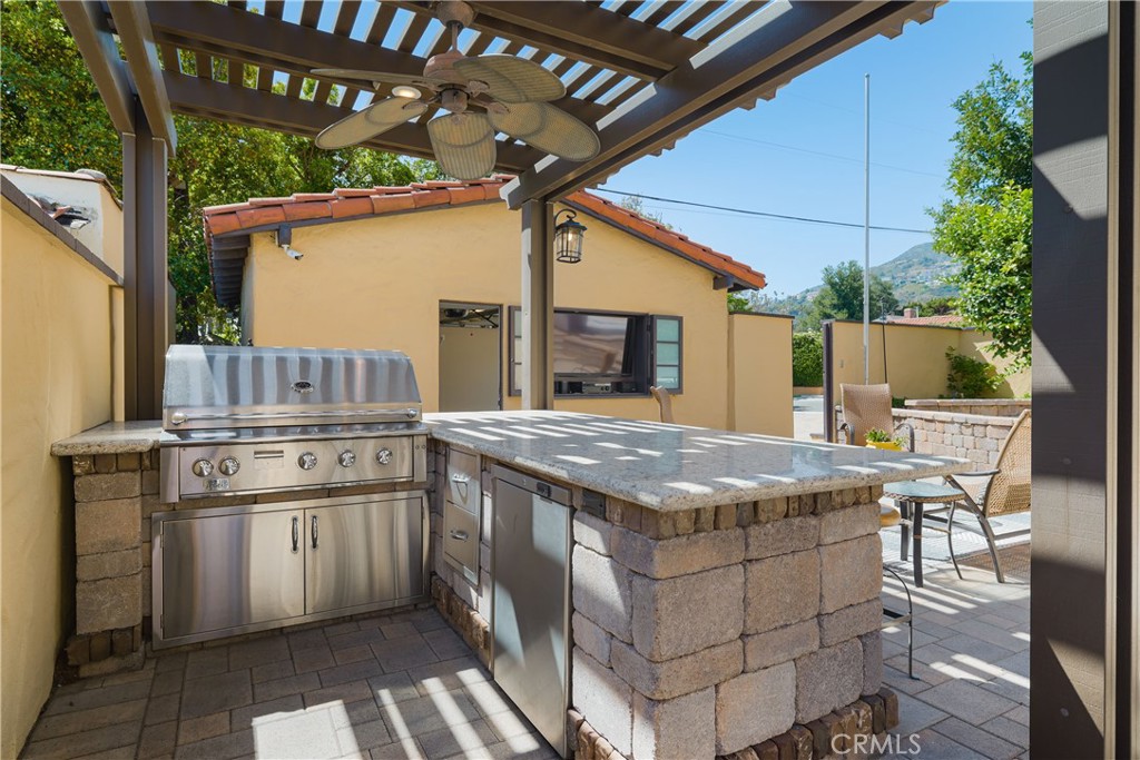 1521 N Columbus Avenue Glendale img 42