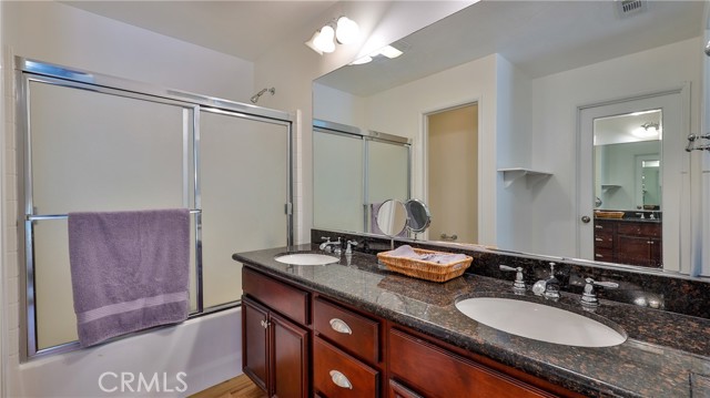 28653 Bar Harbor, Temecula CA: https://media.crmls.org/medias/ed12f54c-bb30-4d4f-82bd-899fb33378d8.jpg