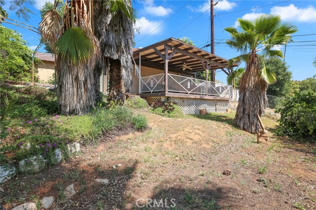 120 Franklin Avenue, Redlands CA: https://media.crmls.org/medias/ed143fc6-2f55-4031-8670-ec96b3f20c43.jpg