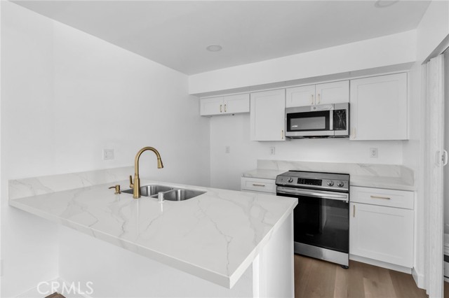 3531 Rainbow Lane, Highland CA: https://media.crmls.org/medias/ed148f1b-9276-494a-8615-1530b1e6913b.jpg