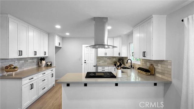 Detail Gallery Image 23 of 34 For 969 Adelante, Los Angeles,  CA 90042 - 4 Beds | 3 Baths