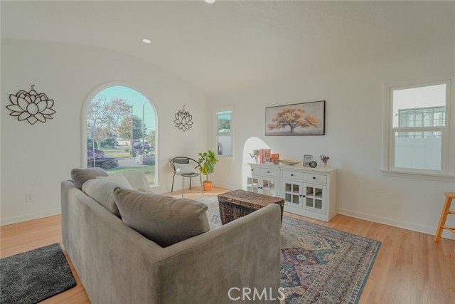 Detail Gallery Image 11 of 37 For 7806 S Denker Ave, Los Angeles,  CA 90047 - 2 Beds | 2 Baths