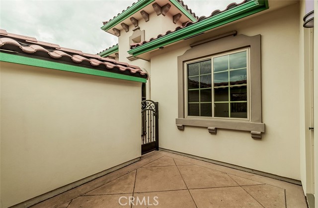 1562 N Empire Lane, Clovis CA: https://media.crmls.org/medias/ed163c01-26a4-459c-8f16-871145860737.jpg