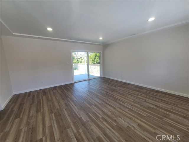 Detail Gallery Image 6 of 21 For 8339 Manzanar Ave, Pico Rivera,  CA 90660 - 3 Beds | 2 Baths