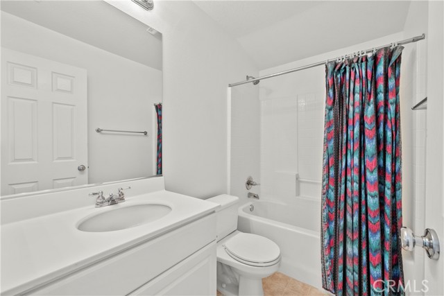 Detail Gallery Image 29 of 38 For 28538 Redwood Canyon Pl, Saugus,  CA 91390 - 3 Beds | 3 Baths