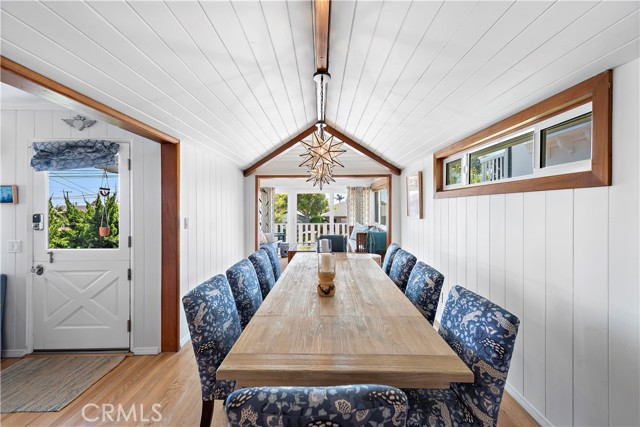 Detail Gallery Image 8 of 39 For 1016 Catalina, Laguna Beach,  CA 92651 - 3 Beds | 2 Baths