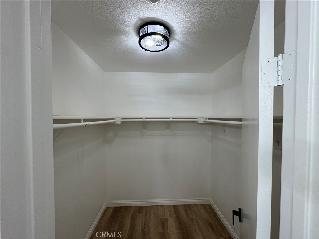 https://media.crmls.org/medias/ed17fb88-37ef-426a-8a8c-2ae37fd6308d.jpg?preset=X-Large