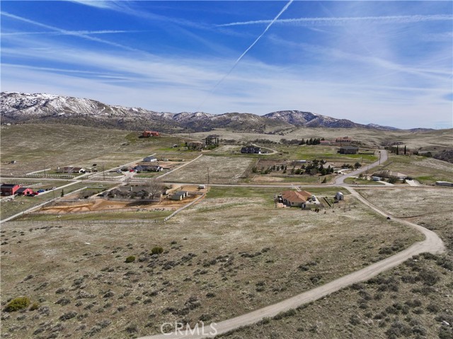 0 Sycamore Dr, Golden Hills CA: https://media.crmls.org/medias/ed1a8542-7480-4d05-a3d7-bfe498c10949.jpg