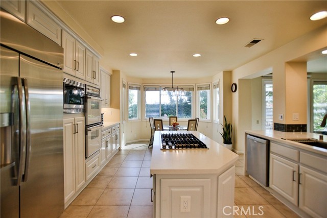 Detail Gallery Image 20 of 42 For 21192 Spurney Ln, Huntington Beach,  CA 92646 - 4 Beds | 4/1 Baths