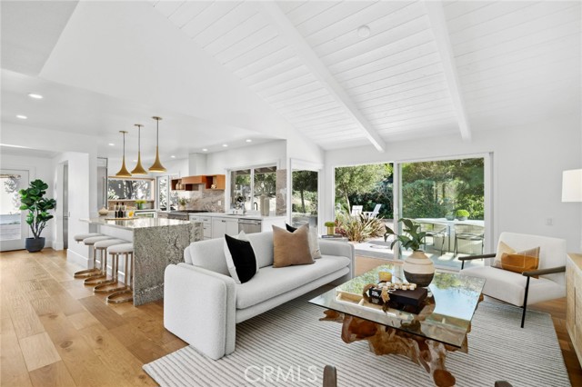 Detail Gallery Image 20 of 38 For 1218 Keel Dr, Corona Del Mar,  CA 92625 - 3 Beds | 2/1 Baths