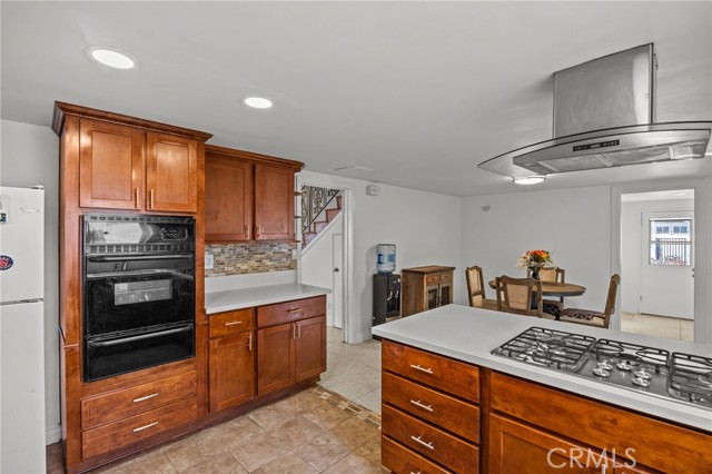 11432 Pollard Drive, Garden Grove CA: https://media.crmls.org/medias/ed1baa2d-c51c-491b-a38e-d4640c657b03.jpg