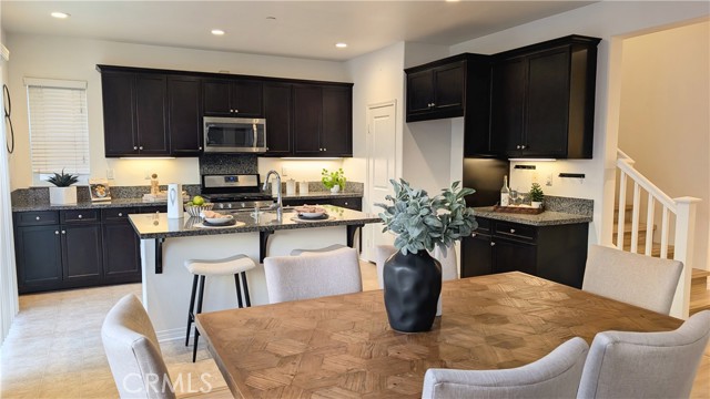 Detail Gallery Image 21 of 24 For 6341 Waterstone, Fontana,  CA 92336 - 4 Beds | 3 Baths