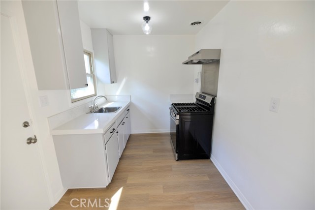 124 Avenida Miramar, San Clemente CA: https://media.crmls.org/medias/ed1cf215-a83e-4612-affc-bc45a51cba3f.jpg
