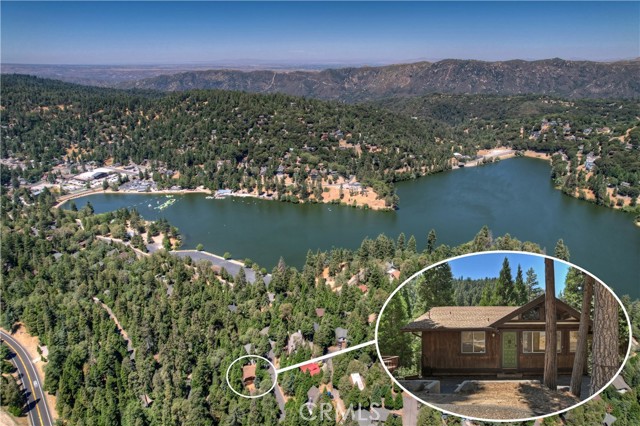 Detail Gallery Image 1 of 44 For 744 Bergschrund Dr, Crestline,  CA 92325 - 3 Beds | 2/1 Baths