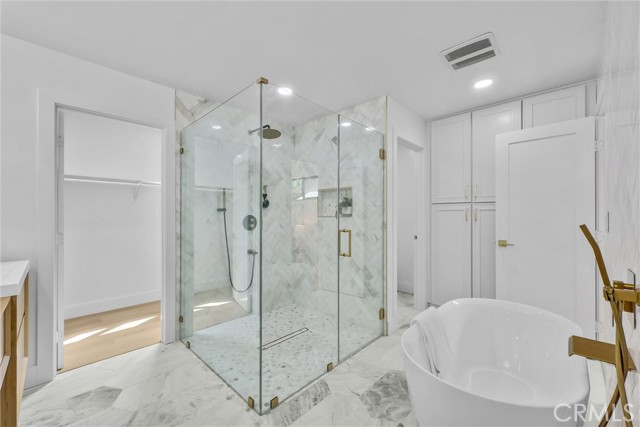 Image 4 of 51 For 13682 Carroll