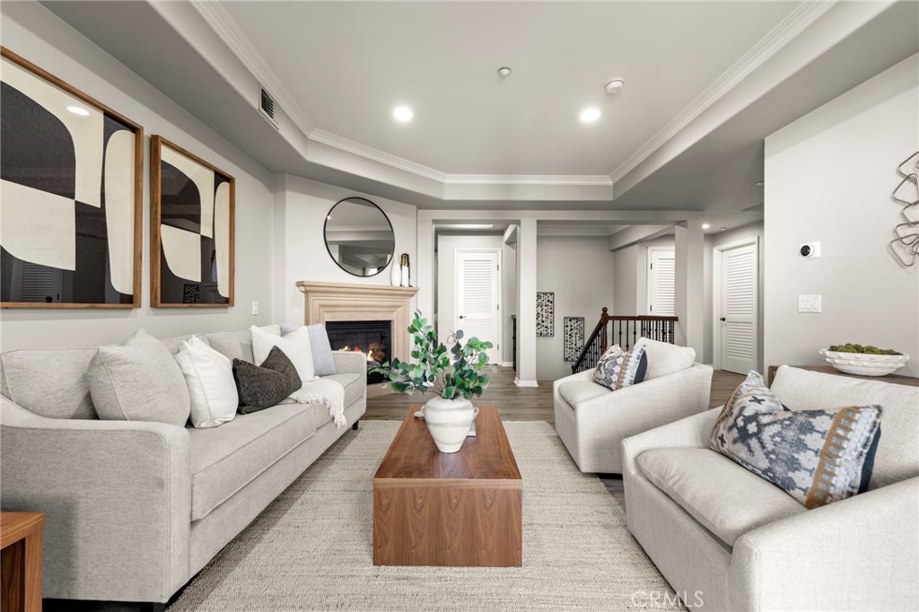 401 Bernard Street #211