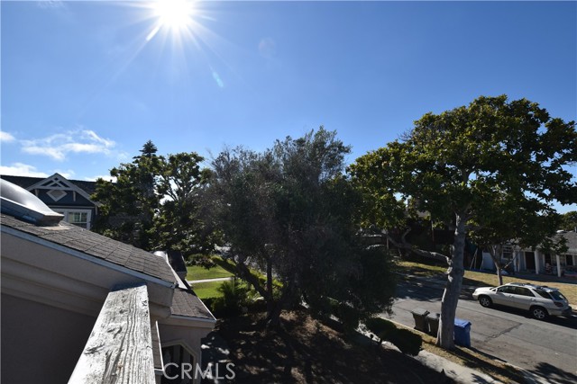 2608 Fisk Lane, Redondo Beach, California 90278, 4 Bedrooms Bedrooms, ,3 BathroomsBathrooms,Residential,Sold,Fisk,SB22168257