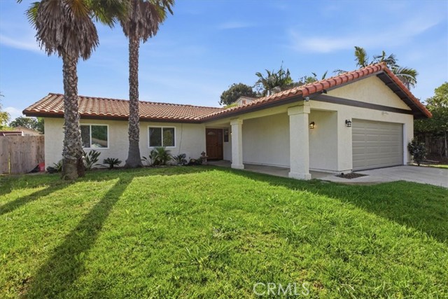 Detail Gallery Image 2 of 31 For 5768 Old Ranch, Oceanside,  CA 92057 - 3 Beds | 2 Baths