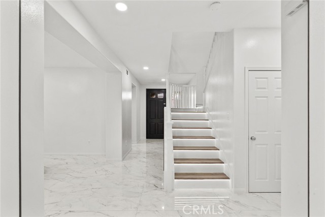 Detail Gallery Image 15 of 30 For 3630 Pillsbury, Lancaster,  CA 93536 - 5 Beds | 3 Baths