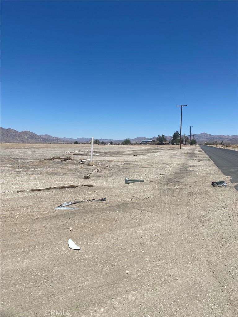 12800 Locust Avenue, Lucerne Valley, CA 92356