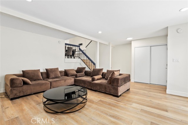 Detail Gallery Image 8 of 24 For 21535 Erwin St #131,  Woodland Hills,  CA 91367 - 2 Beds | 2 Baths