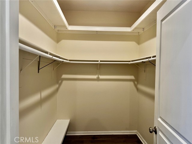 Detail Gallery Image 17 of 26 For 18930 Sherman Way #17,  Reseda,  CA 91335 - 4 Beds | 3 Baths