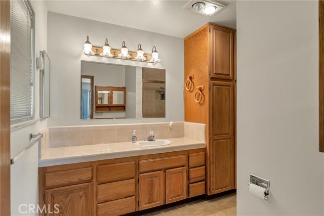 Detail Gallery Image 14 of 23 For 5586 Travis, Paradise,  CA 95969 - 3 Beds | 2 Baths